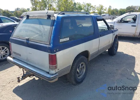 1989 Chevrolet Blazer S10 z USA, uszkodzony, nr VIN 1GNCT18Z2K0158198